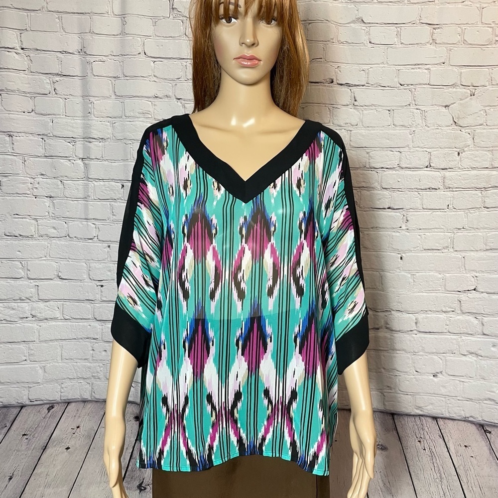 Dana Buchman Short Sleeve V-neck Top Size XL